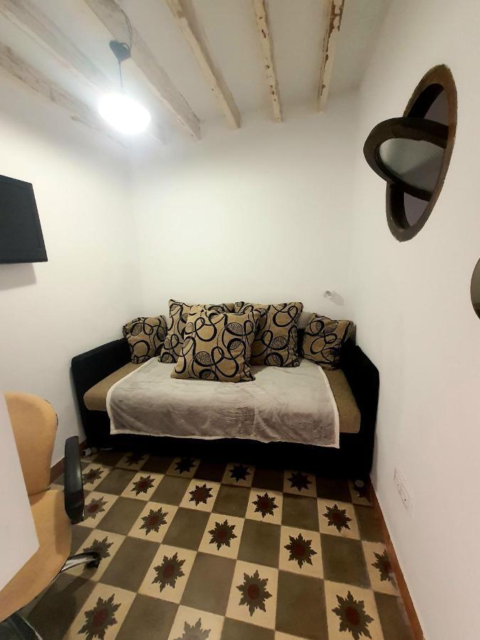 Viejo Hospedaje B&B Almeria Bagian luar foto